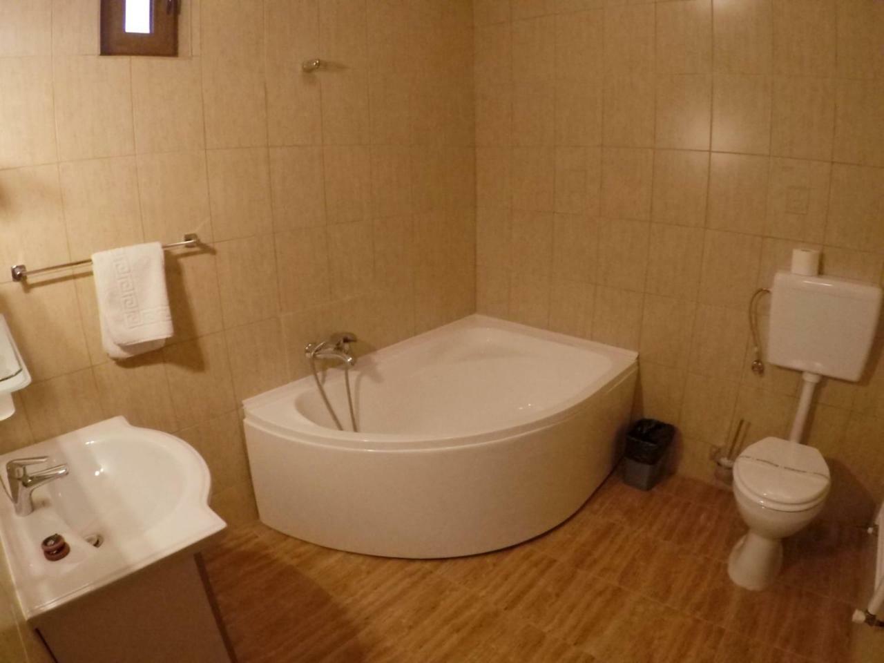 Casa Someseana Guest House Gilgau Luaran gambar
