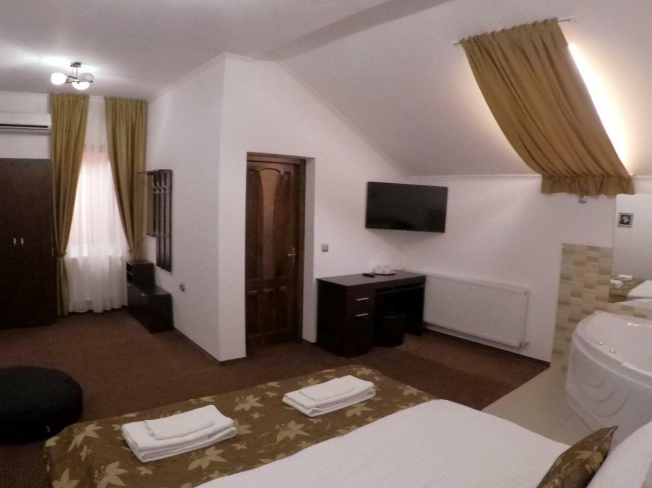 Casa Someseana Guest House Gilgau Luaran gambar